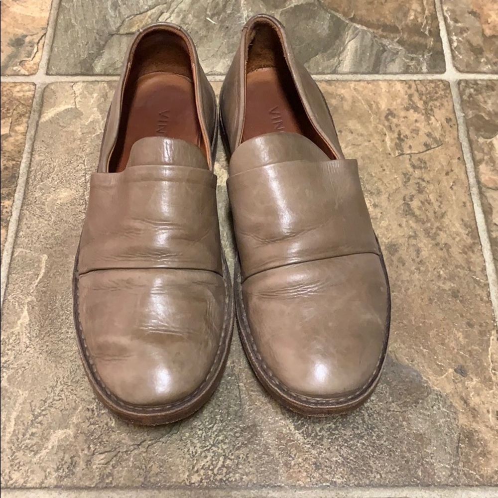 Vince leather flats- made in Italy